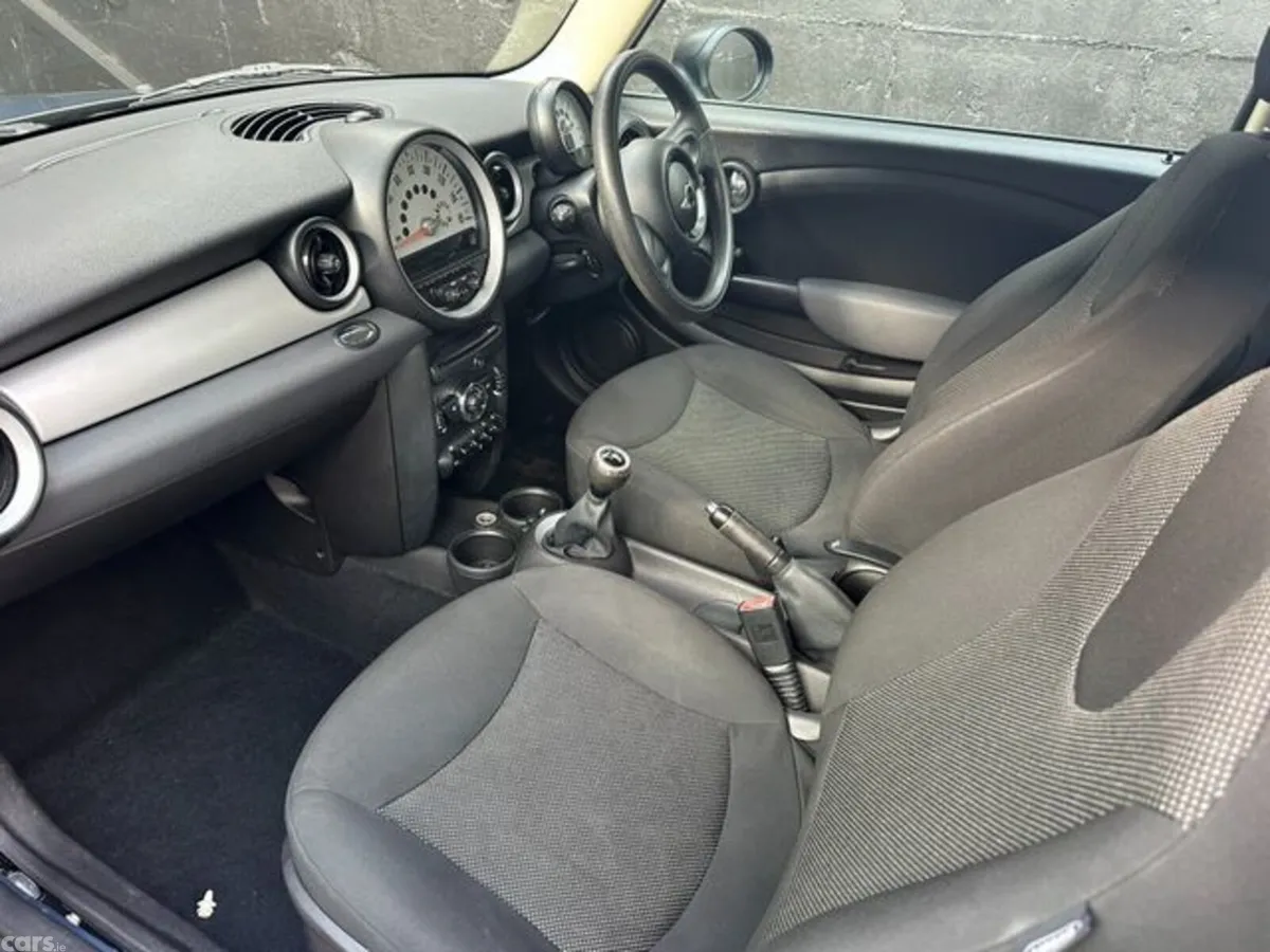 Mini One Hatchback, Petrol, 2011, Blue