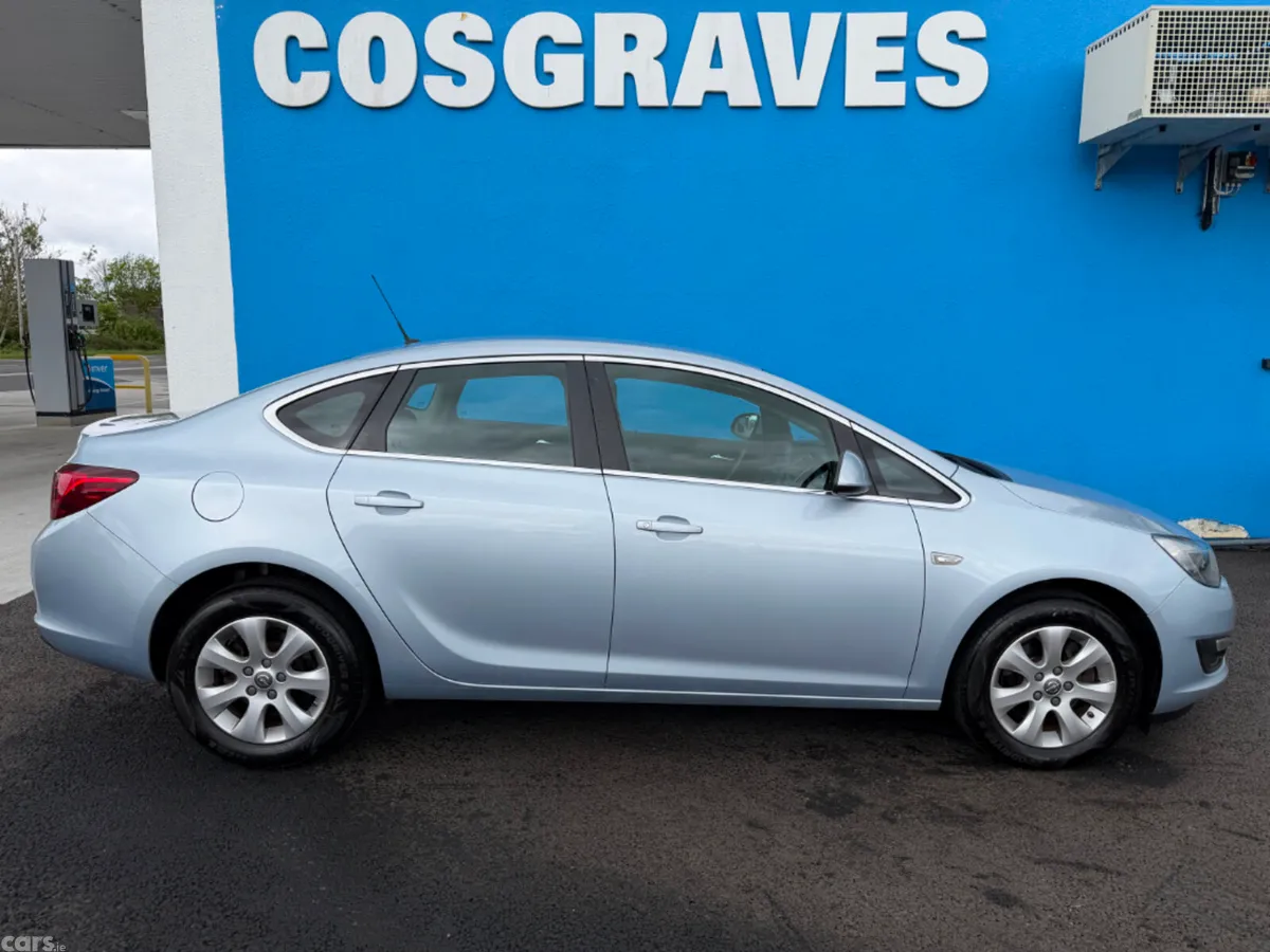 Opel Astra Saloon, Diesel, 2016, Silver