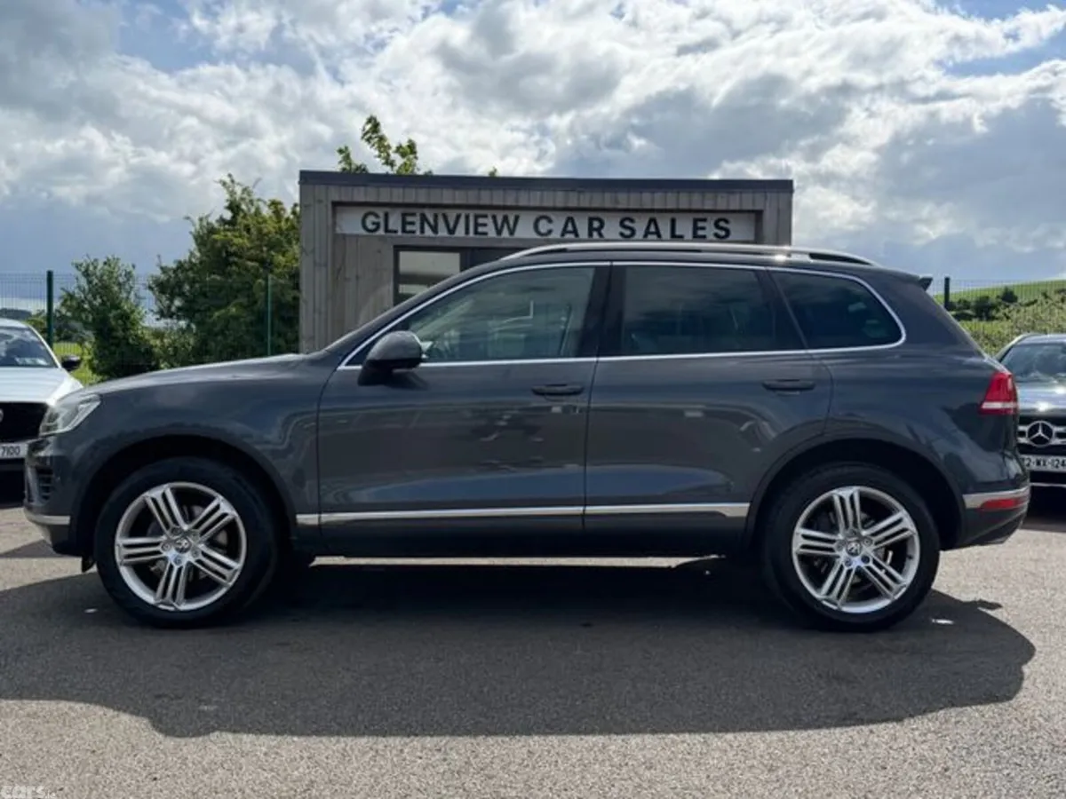 Volkswagen Touareg SUV, Diesel, 2016, Grey