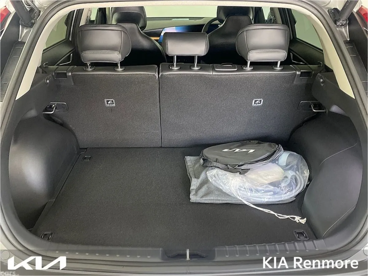 Kia Niro SUV, Petrol Plug-in Hybrid, 2027, Grey