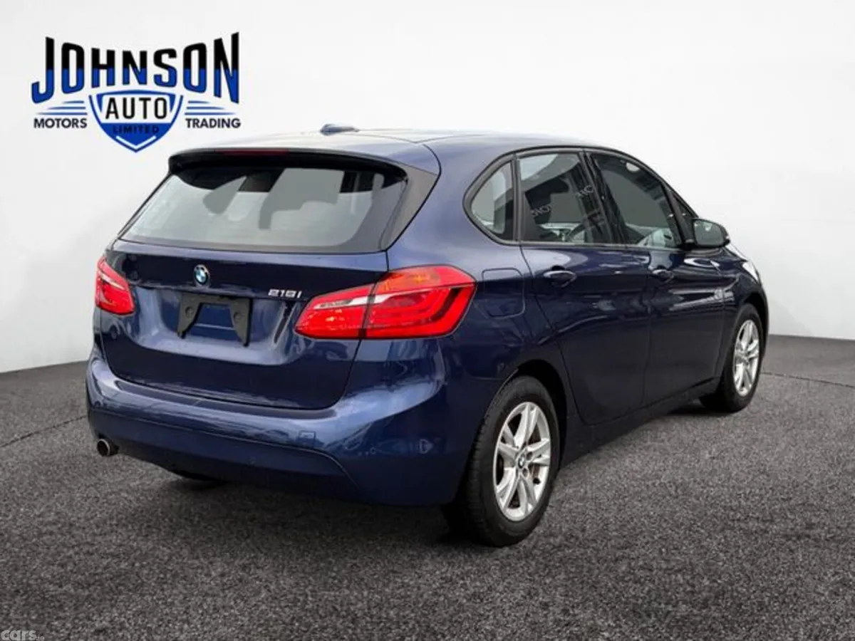BMW 2-Series Hatchback, Petrol, 2016, Blue