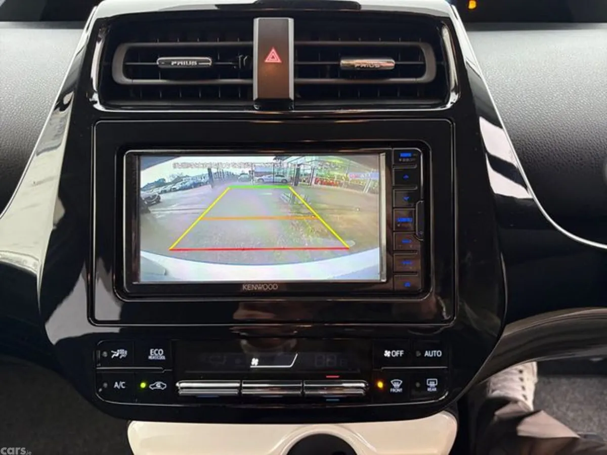 Toyota Prius SUV, Petrol Hybrid, 2017, Silver