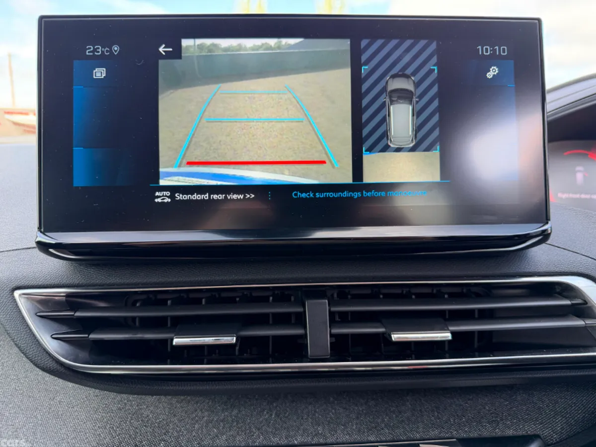 Peugeot 3008 MPV, Diesel, 2022, Blue