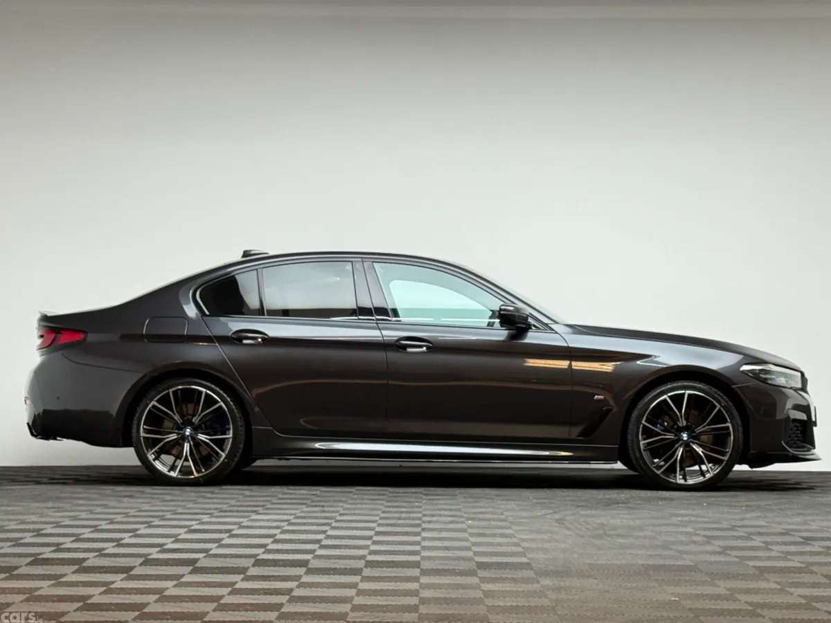 BMW 5-Series Saloon, Petrol Plug-in Hybrid, 2021, Grey