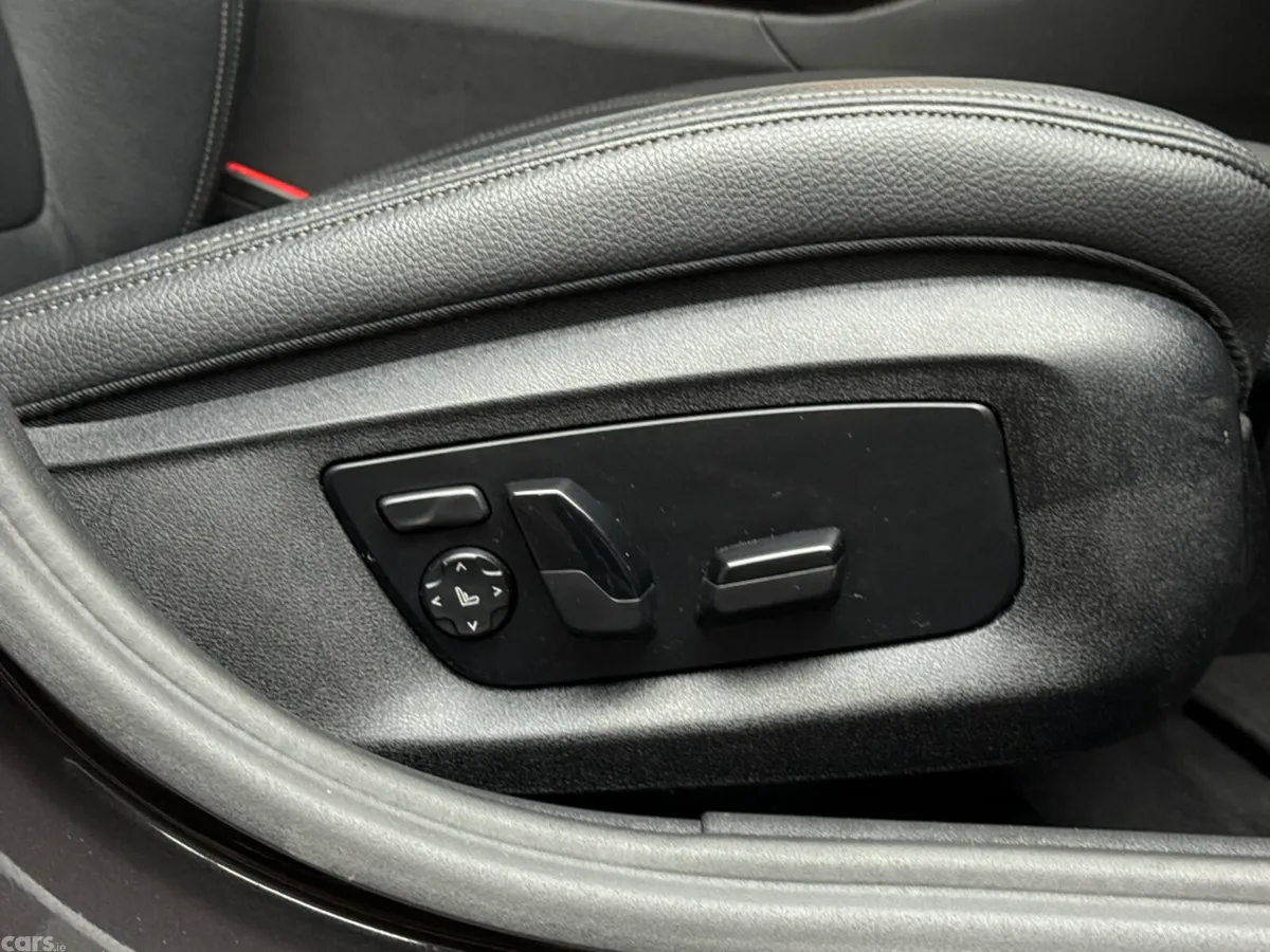 BMW 5-Series Saloon, Petrol Plug-in Hybrid, 2021, Grey