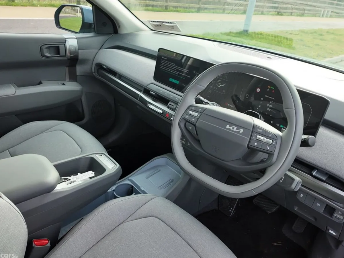 Kia EV3 SUV, Electric, 2027, Blue