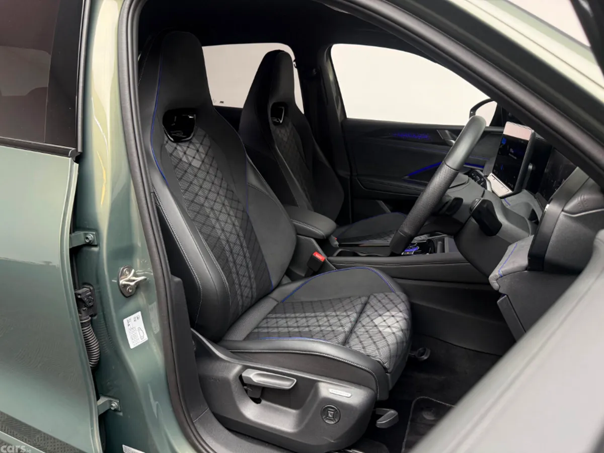 Volkswagen Tiguan SUV, Petrol Plug-in Hybrid, 2026, Green