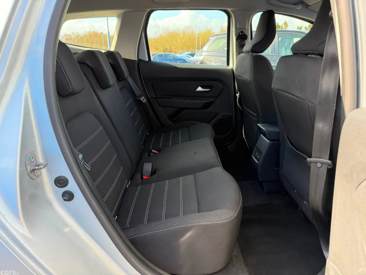 Dacia Duster SUV, Petrol, 2022, Grey