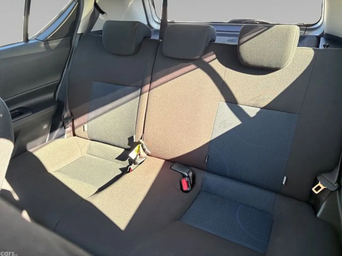 Toyota Aqua Hatchback, Petrol, 2018, Silver