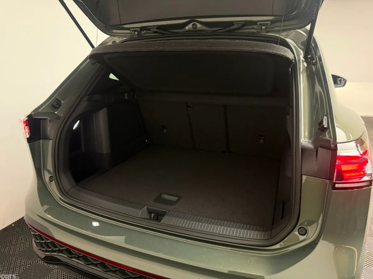 Volkswagen Tiguan SUV, Petrol Plug-in Hybrid, 2026, Green