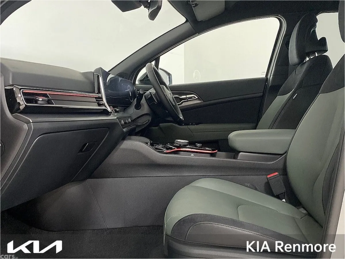 Kia Sportage SUV, Petrol Plug-in Hybrid, 2026, Grey