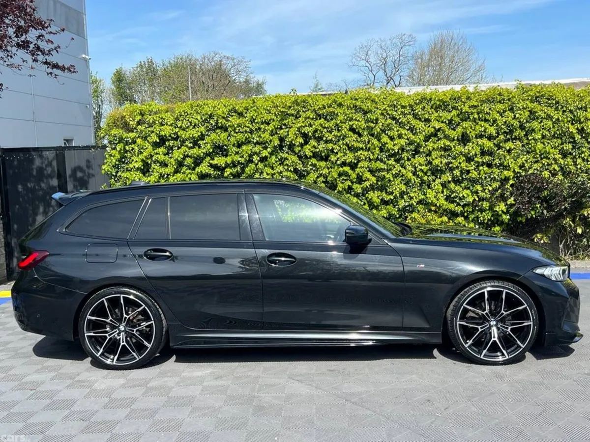 BMW 3-Series Estate, Diesel, 2023, Black