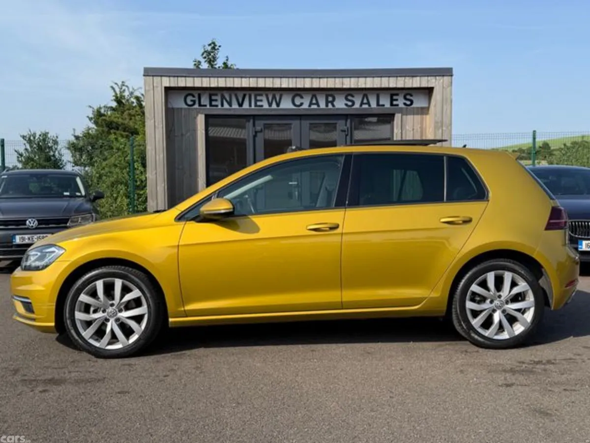 Volkswagen Golf Hatchback, Petrol, 2018, Yellow