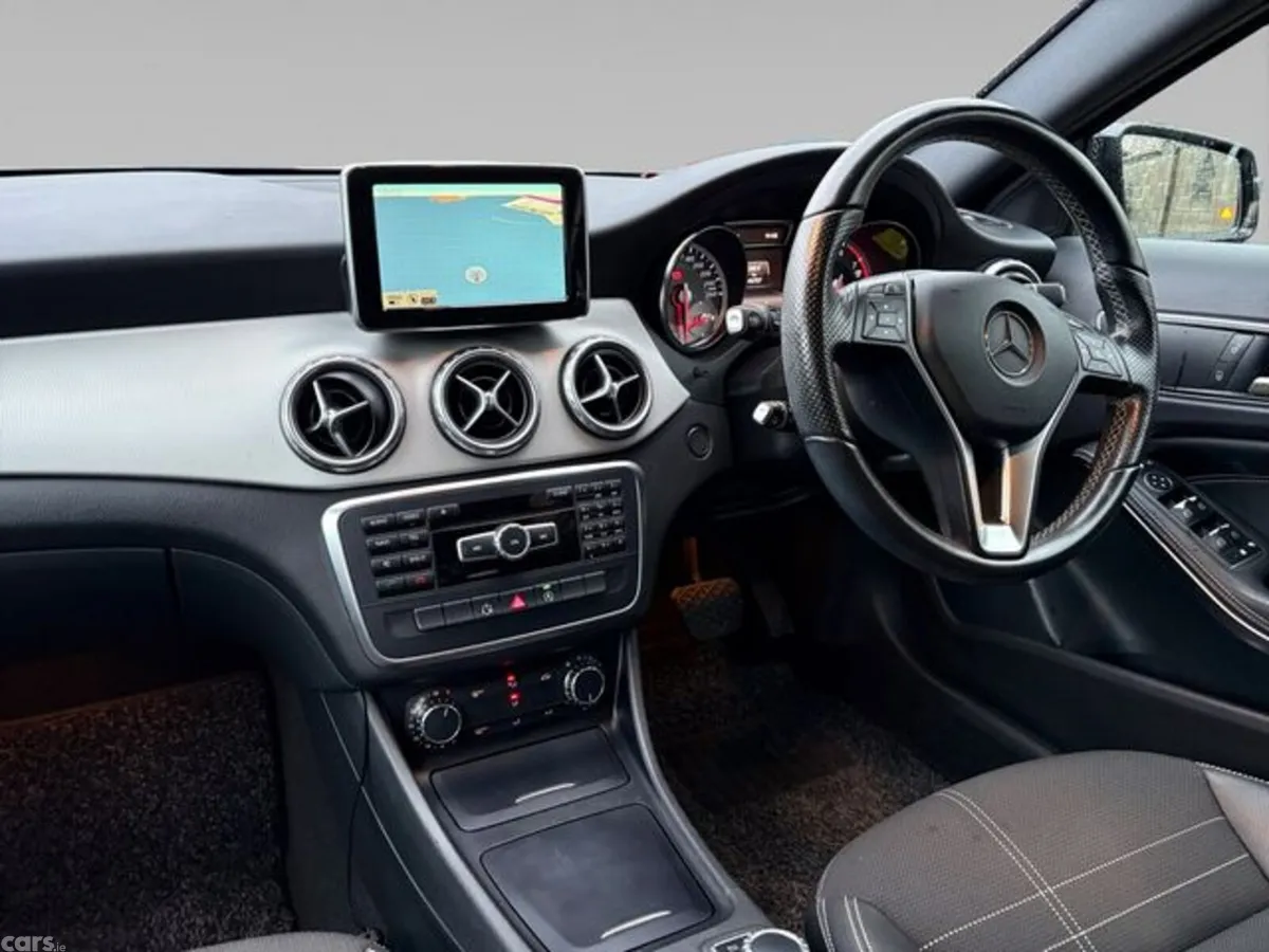 Mercedes-Benz GLA Hatchback, Petrol, 2016, Black