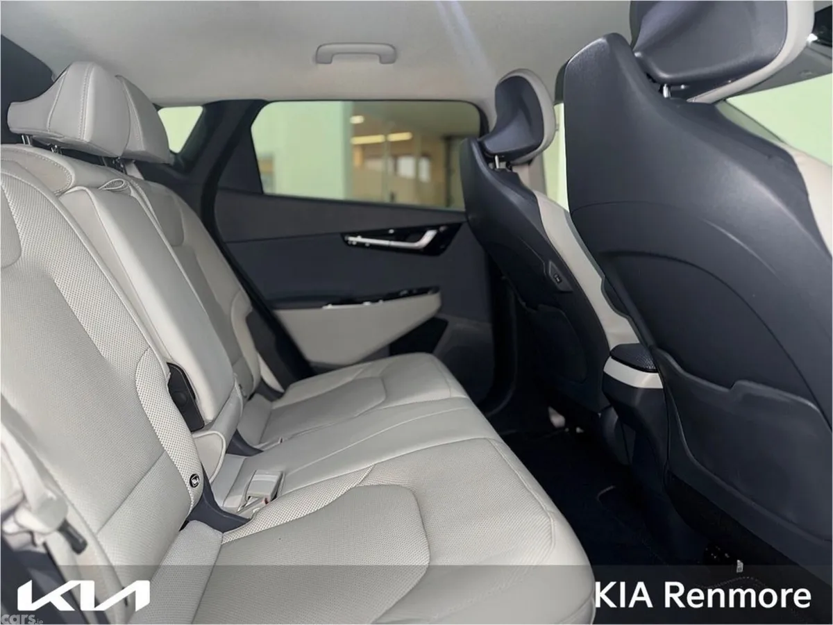 Kia EV6 MPV, Electric, 2025, Grey
