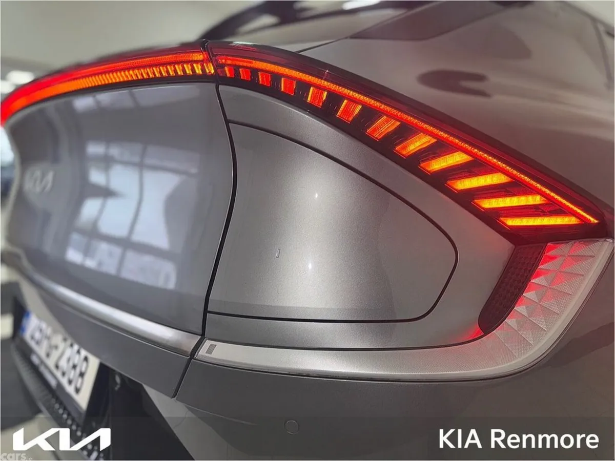 Kia EV6 MPV, Electric, 2025, Grey