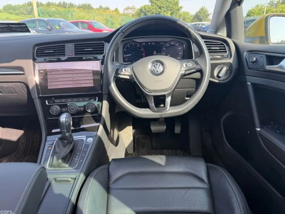 Volkswagen Golf Hatchback, Petrol, 2018, Yellow