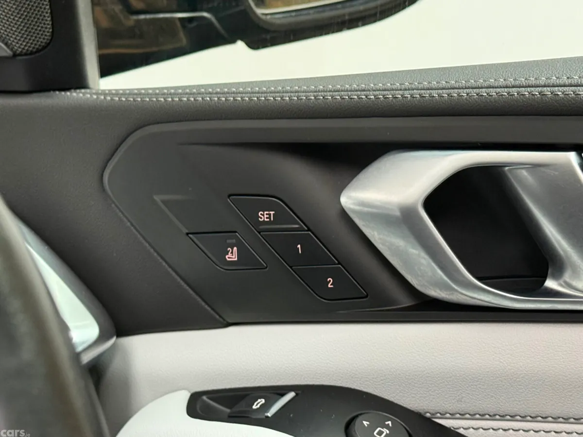 BMW X5 SUV, Petrol Plug-in Hybrid, 2023, Black