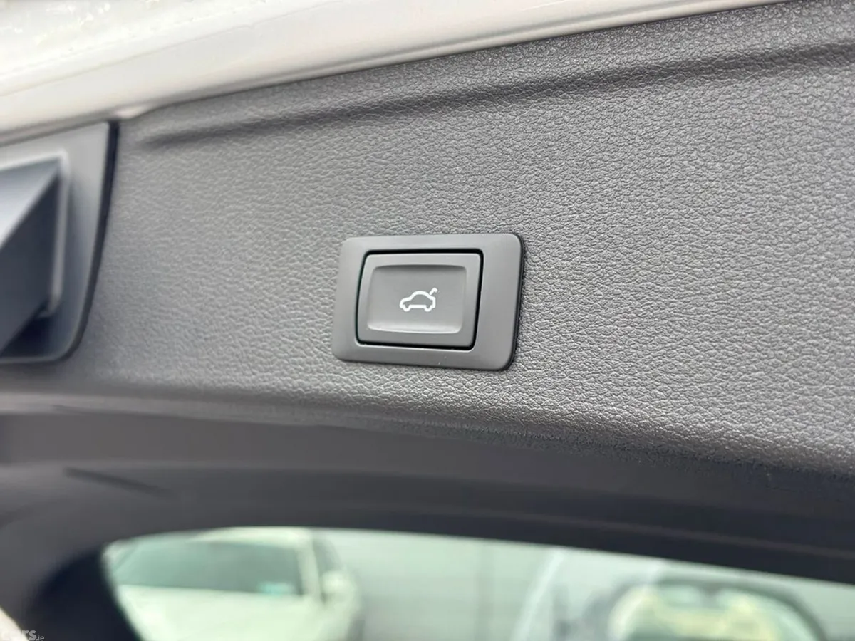 Audi RS4 Estate, Petrol, 2022, Grey