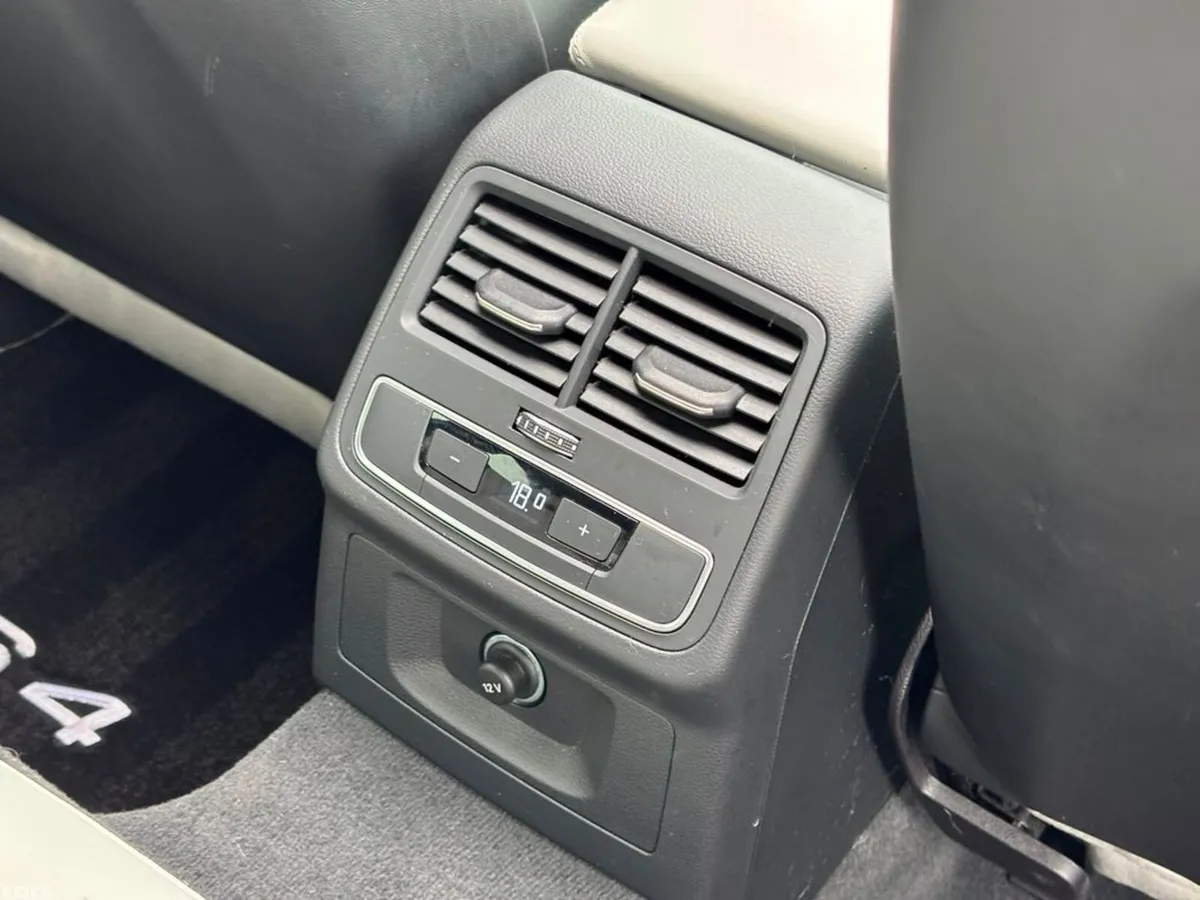 Audi RS4 Estate, Petrol, 2022, Grey
