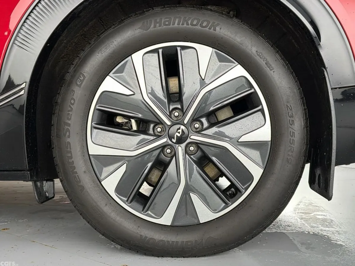 Kia EV6 MPV, Electric, 2023, Red