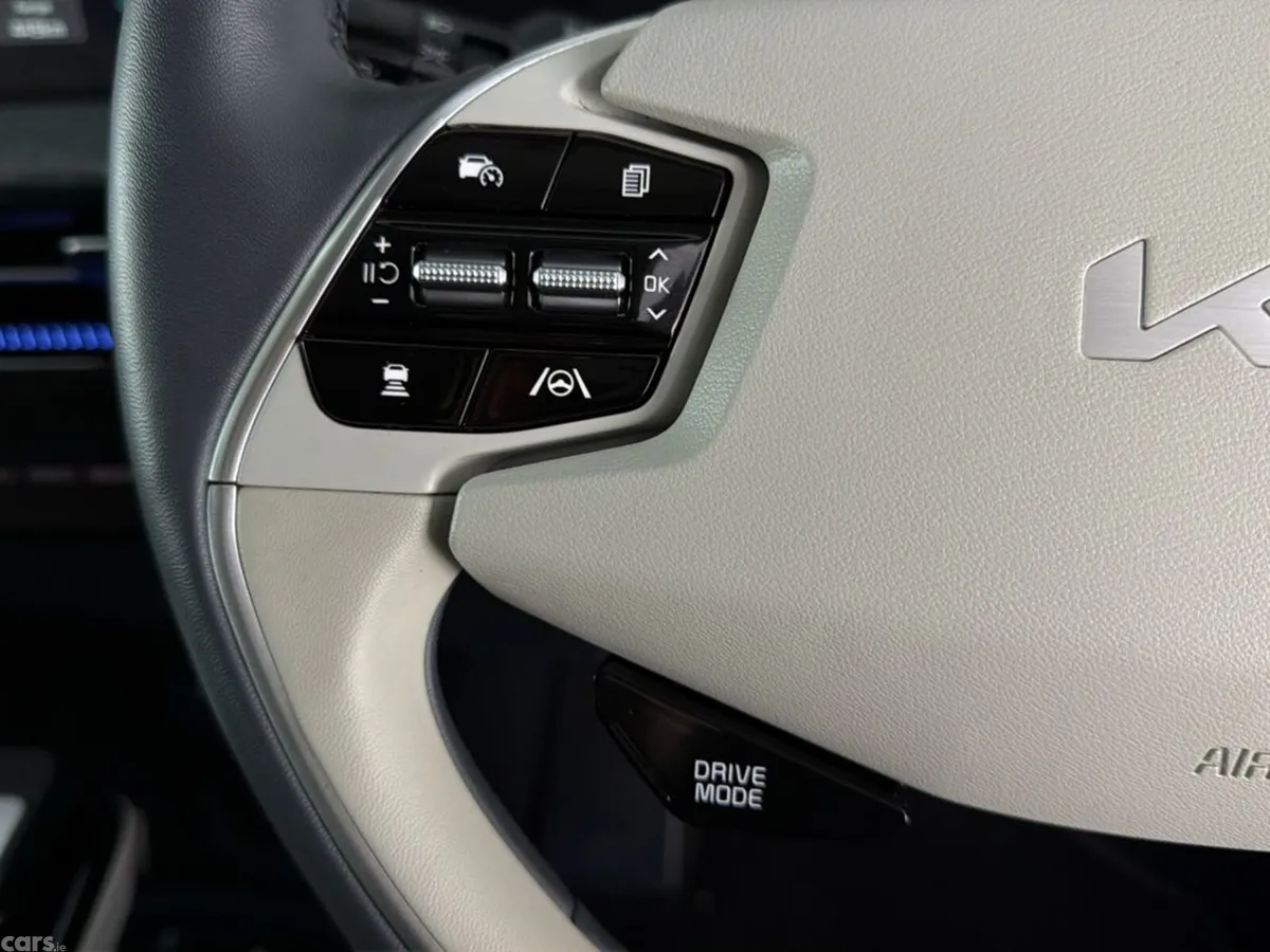 Kia EV6 MPV, Electric, 2023, Red