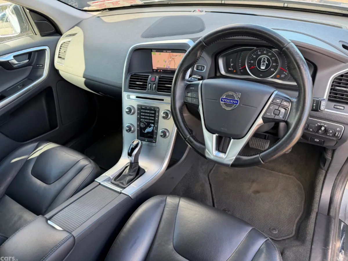 Volvo XC60 Estate, Diesel, 2017, Grey