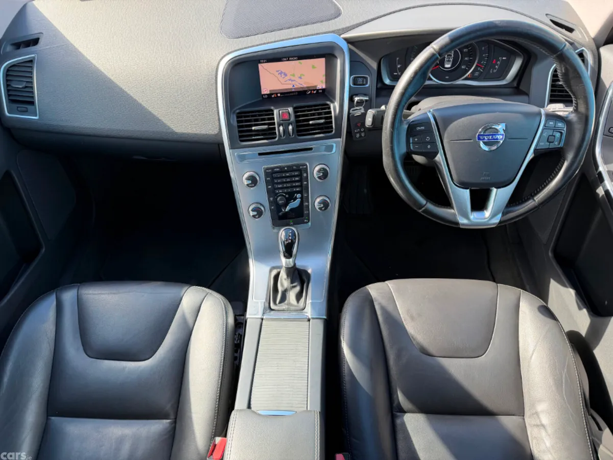 Volvo XC60 Estate, Diesel, 2017, Grey