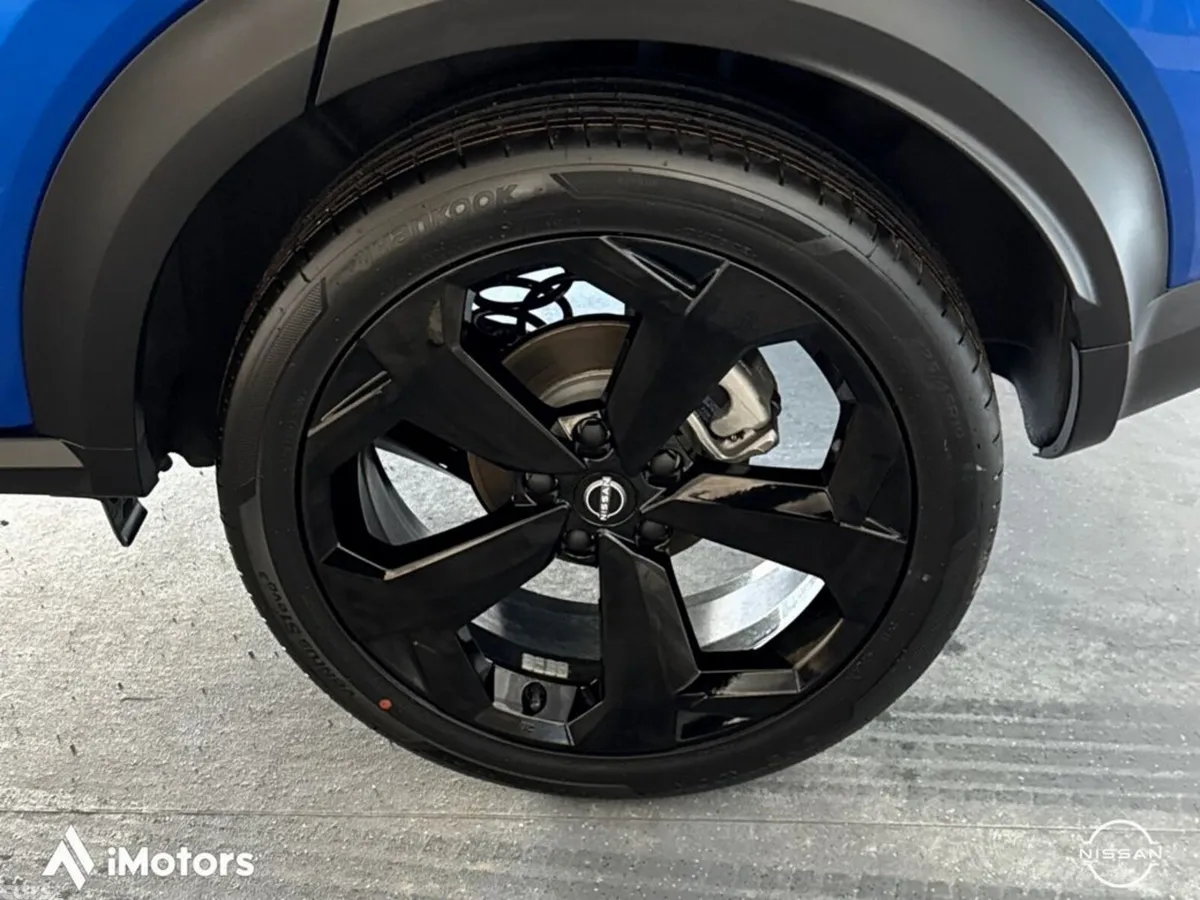 Nissan Juke SUV, Petrol, 2027, Blue