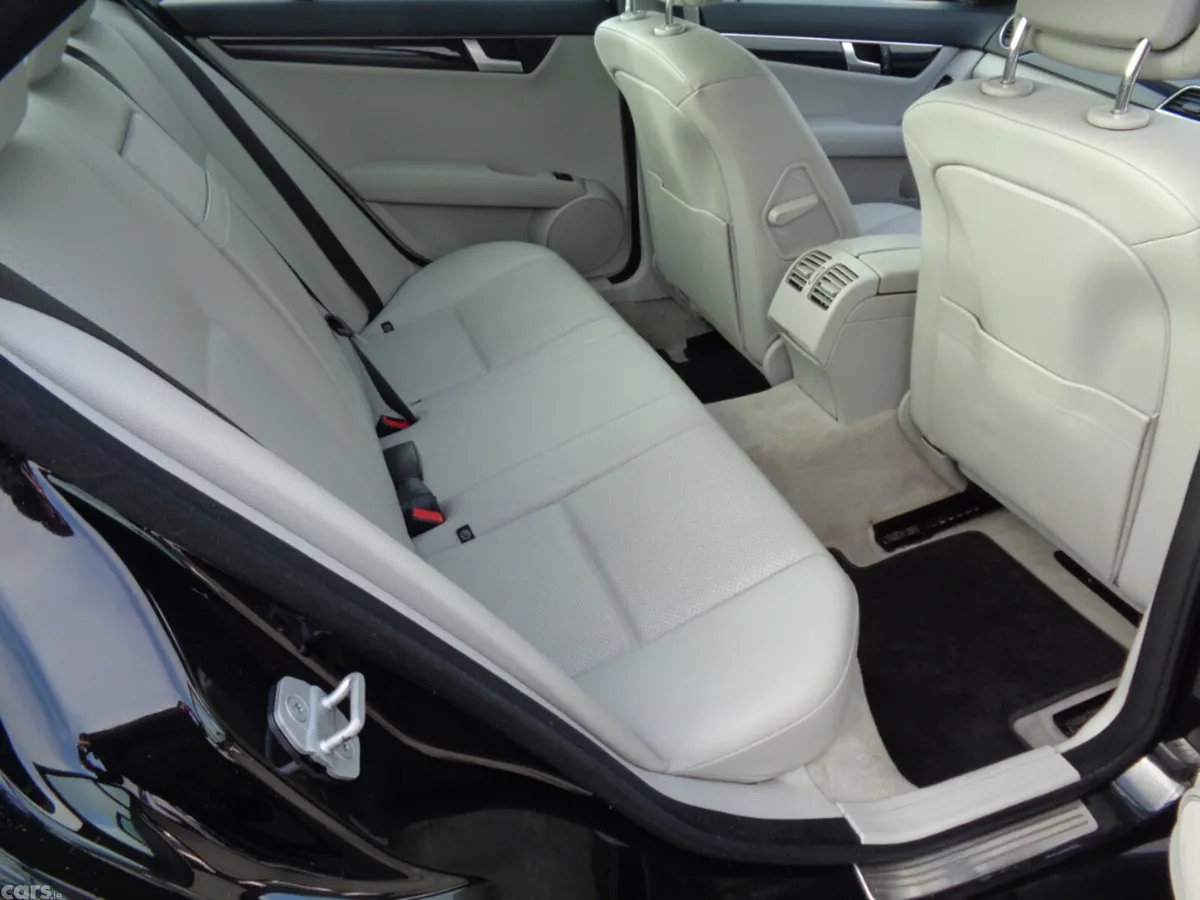 Mercedes-Benz C-Class Saloon, Diesel, 2012, Black