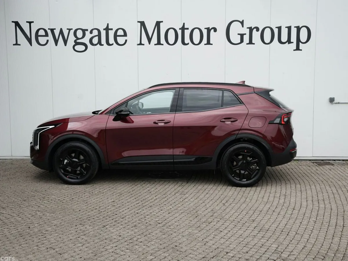 Kia Sportage SUV, Petrol Hybrid, 2027, Red