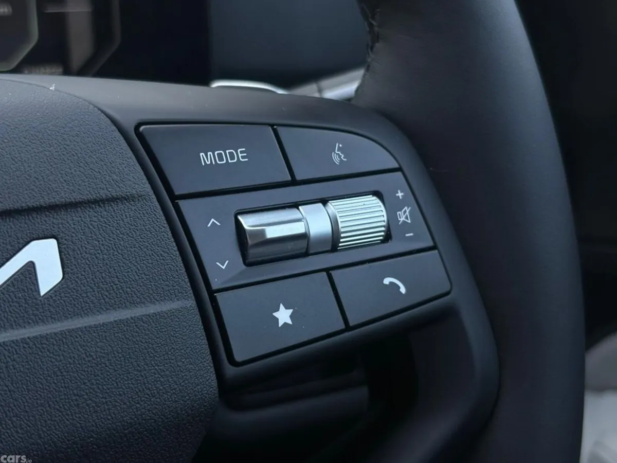 Kia Sportage SUV, Petrol Hybrid, 2027, Red