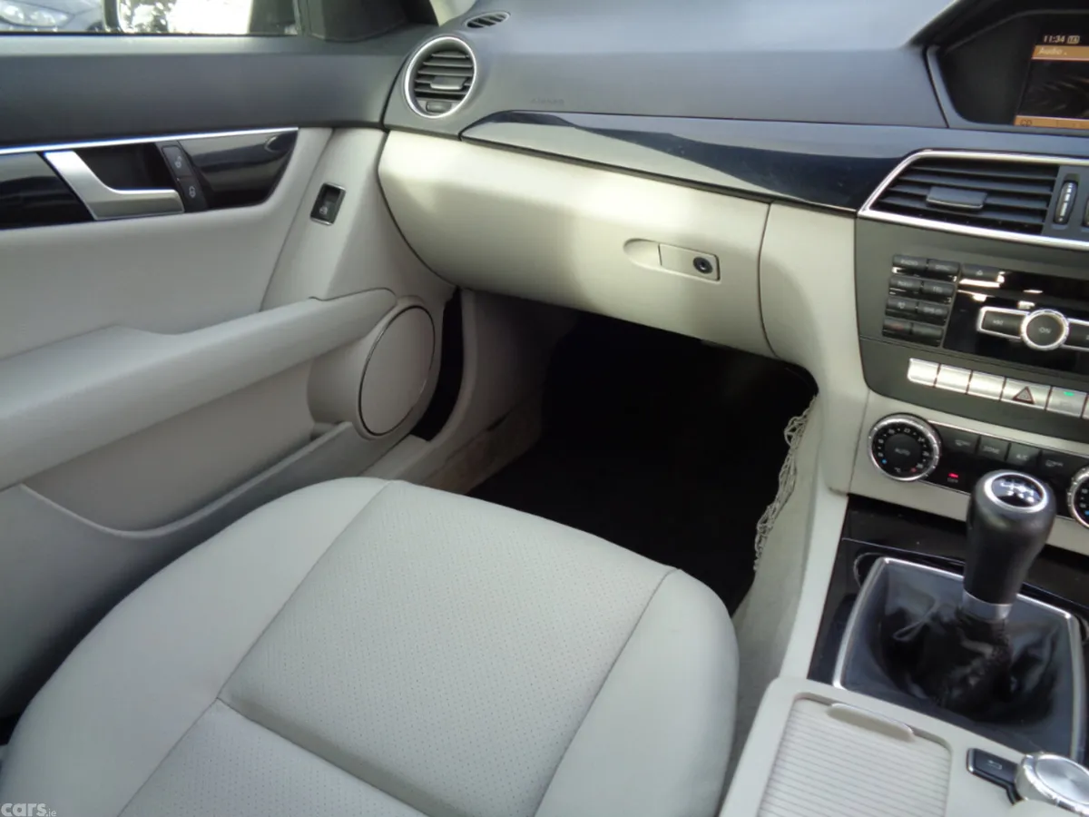 Mercedes-Benz C-Class Saloon, Diesel, 2012, Black