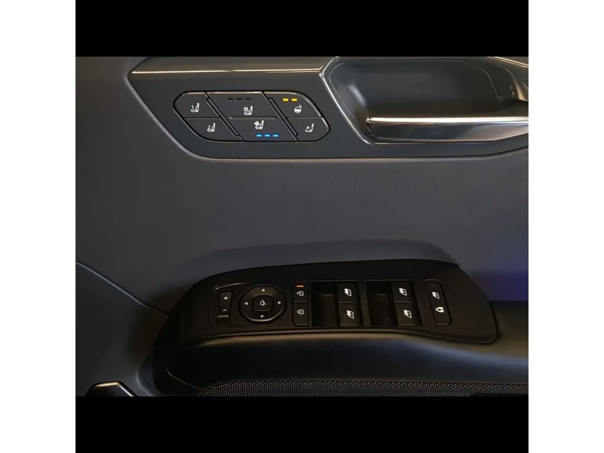 Kia EV9 MPV, Electric, 2024, Blue