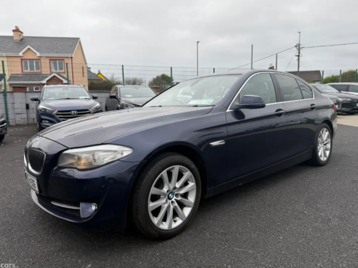 BMW 5-Series Saloon, Diesel, 2011, Blue