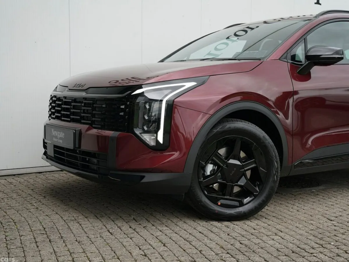 Kia Sportage SUV, Petrol Hybrid, 2027, Red