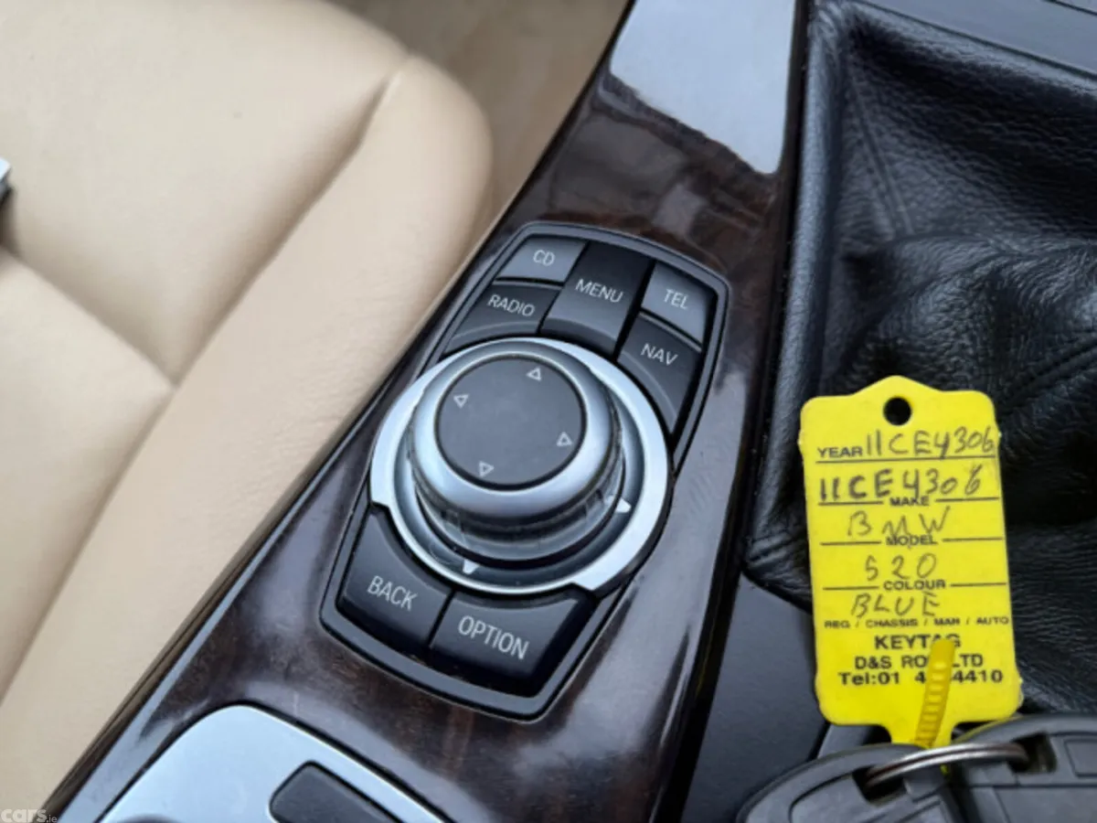 BMW 5-Series Saloon, Diesel, 2011, Blue