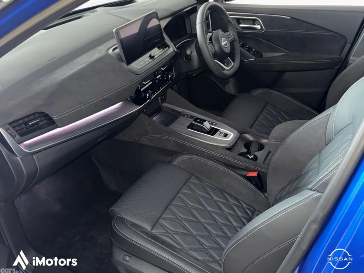 Nissan Qashqai SUV, Petrol Hybrid, 2027, Blue