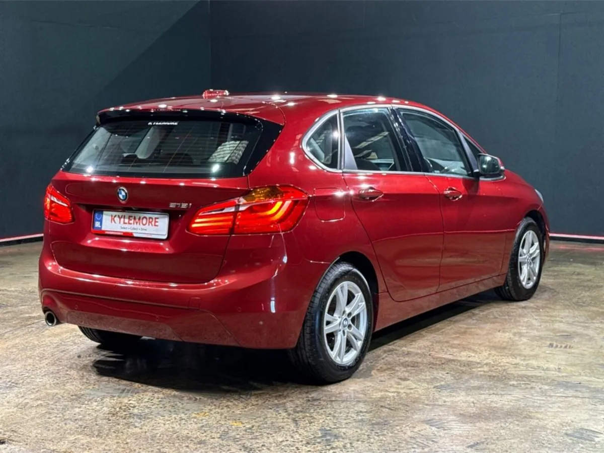BMW 2-Series MPV, Petrol, 2018, Red