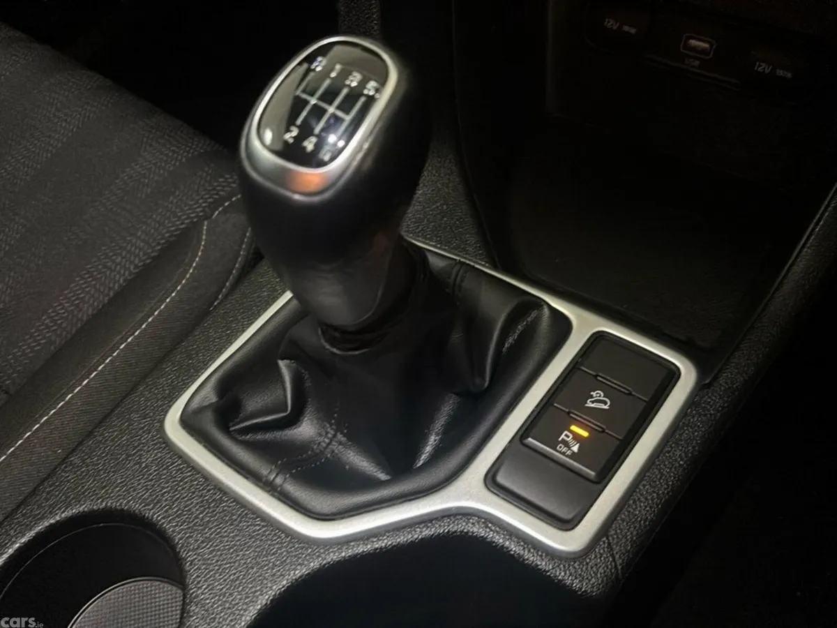 Kia Sportage Van, Diesel Hybrid, 2022, White