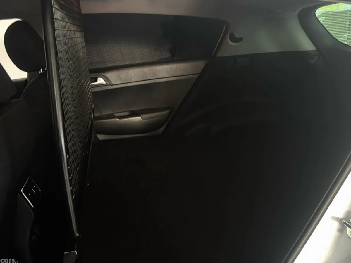 Kia Sportage Van, Diesel Hybrid, 2022, White