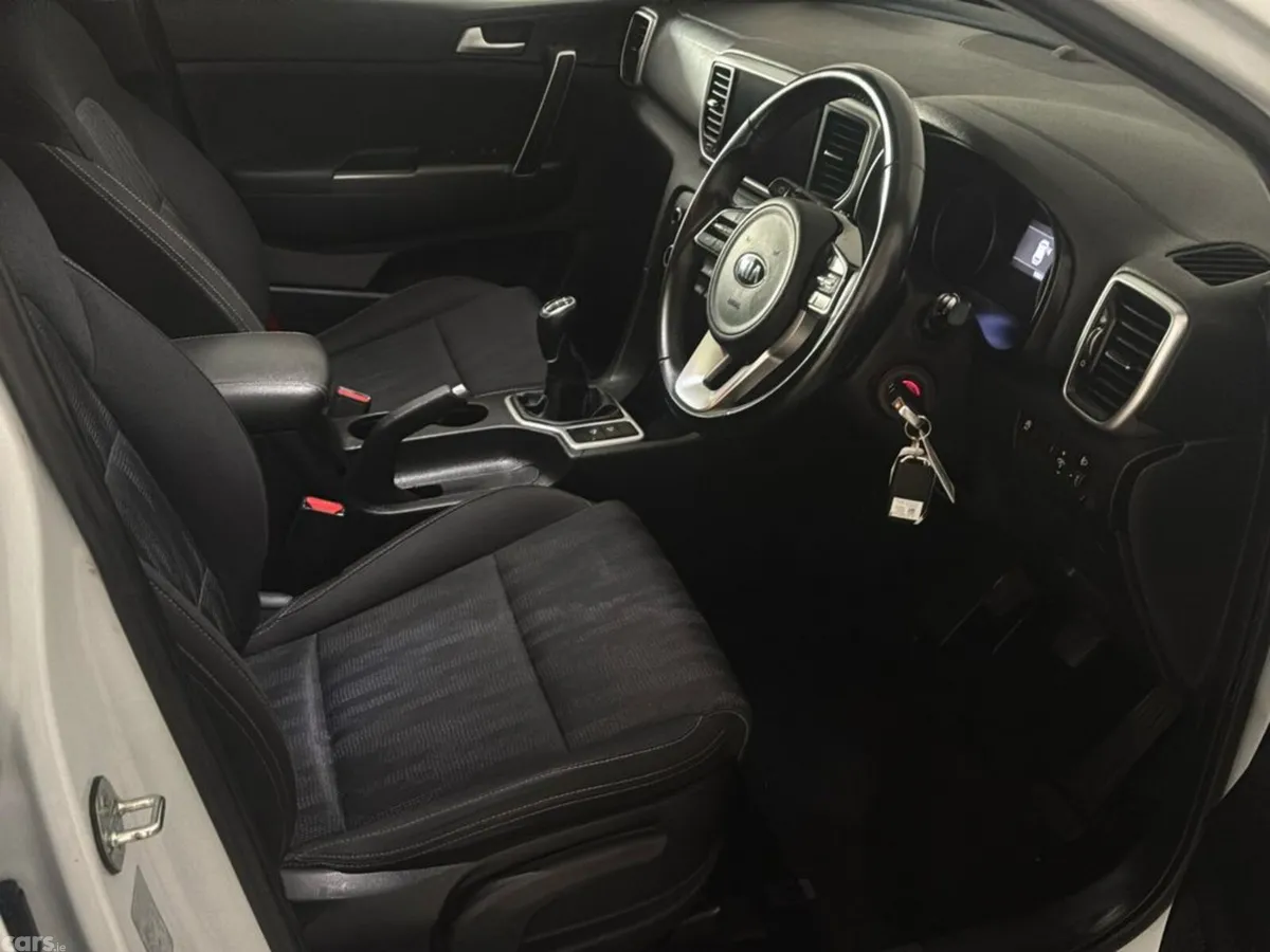 Kia Sportage Van, Diesel Hybrid, 2022, White