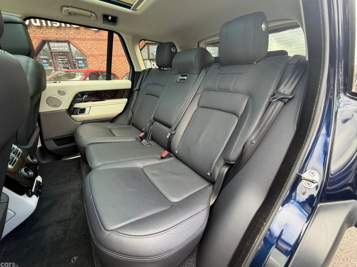 Land Rover Range Rover SUV, Petrol Plug-in Hybrid, 2019, Blue