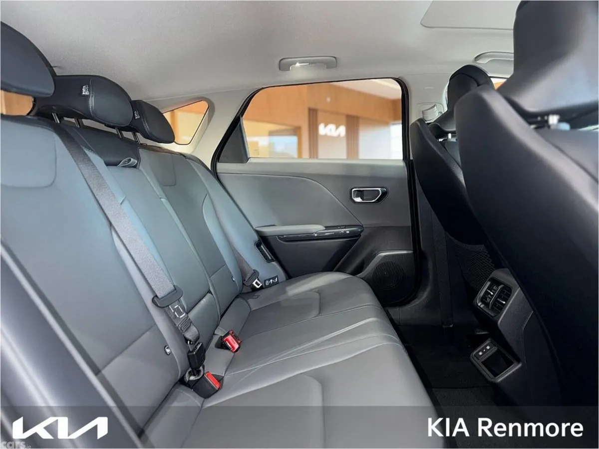 Kia K4 Hatchback, Petrol, 2027, 