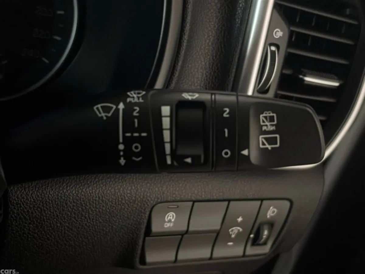 Kia Sportage Van, Diesel Hybrid, 2022, White