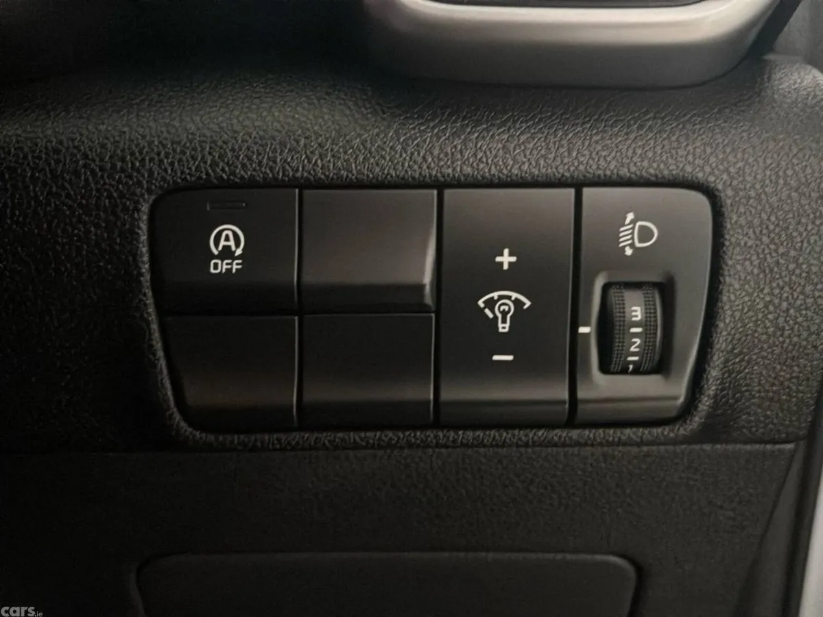 Kia Sportage Van, Diesel Hybrid, 2022, White