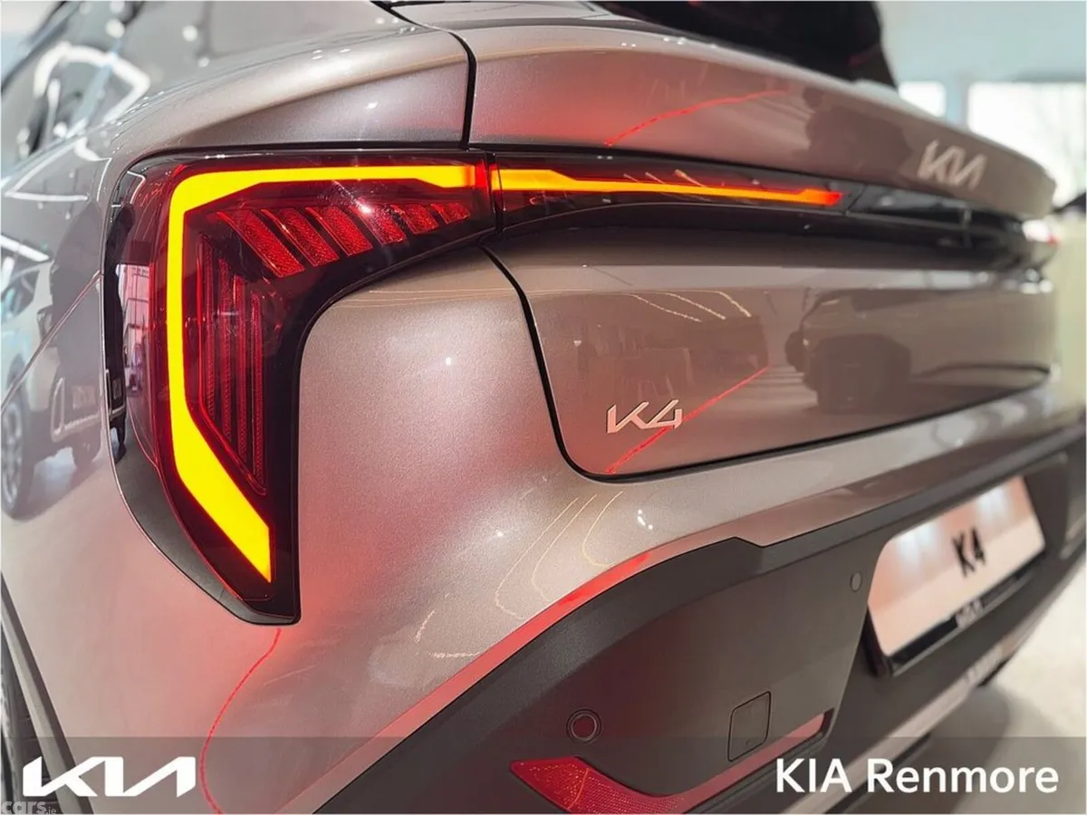 Kia K4 Hatchback, Petrol, 2027, 
