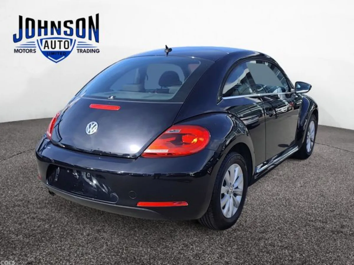 Volkswagen Beetle Hatchback, Petrol, 2014, Black