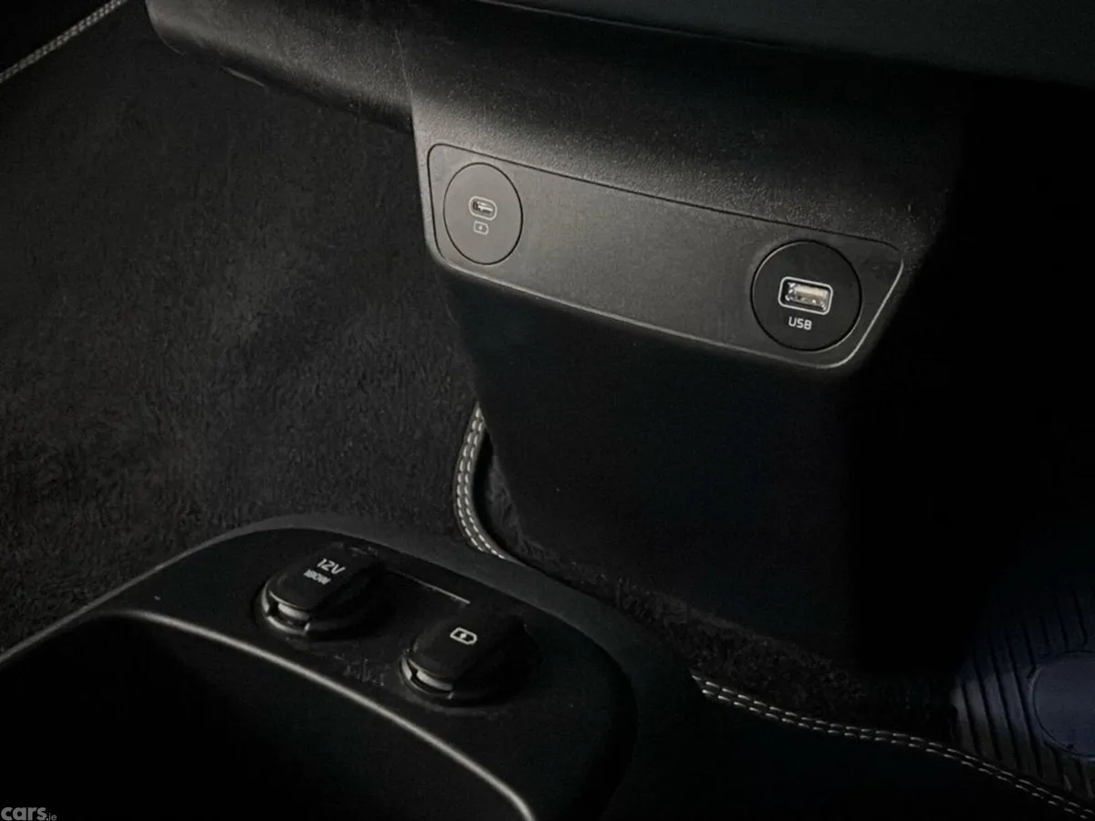 Kia EV6 MPV, Electric, 2023, Black