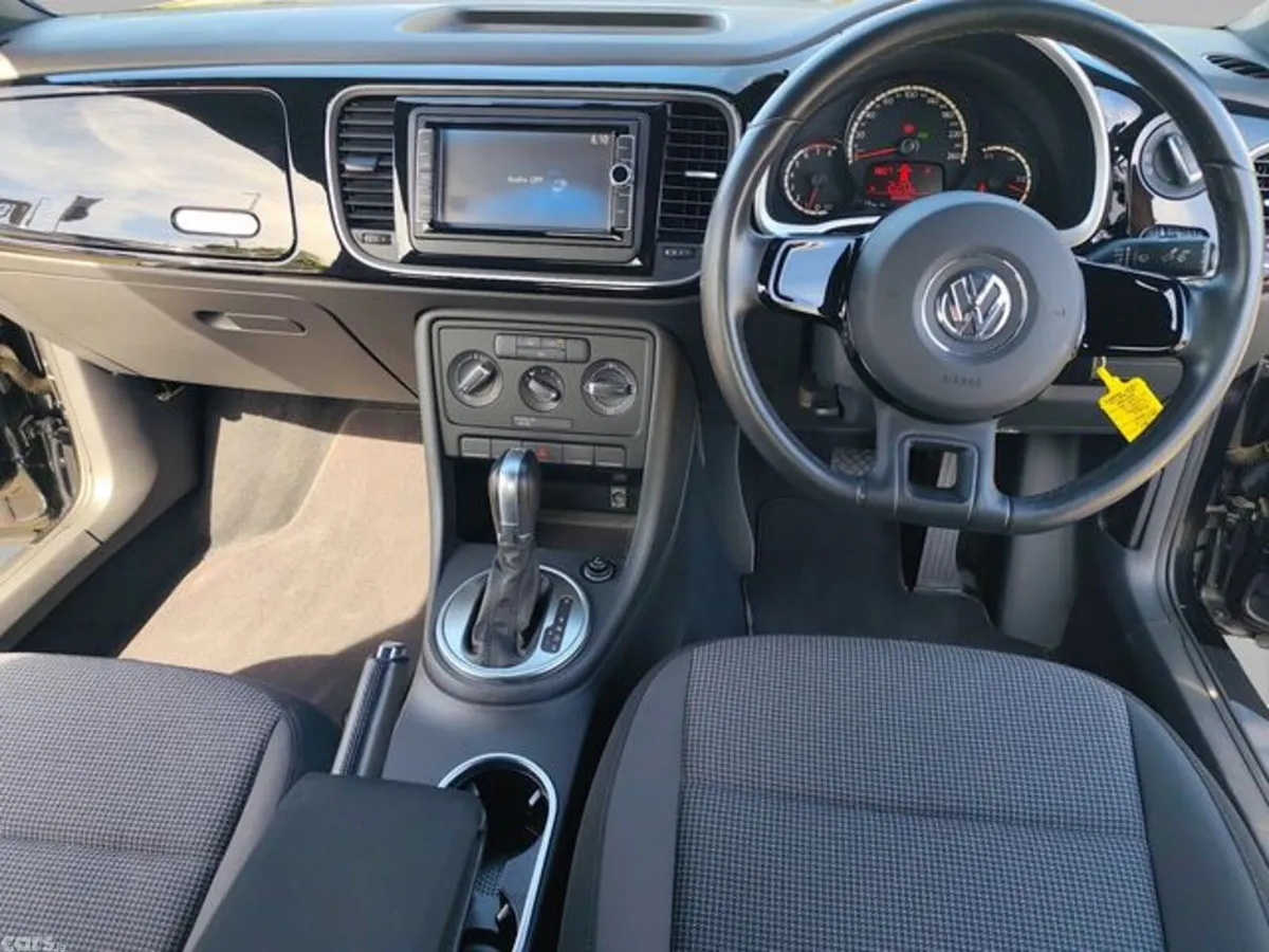 Volkswagen Beetle Hatchback, Petrol, 2014, Black